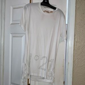 No#21 long white tshirt